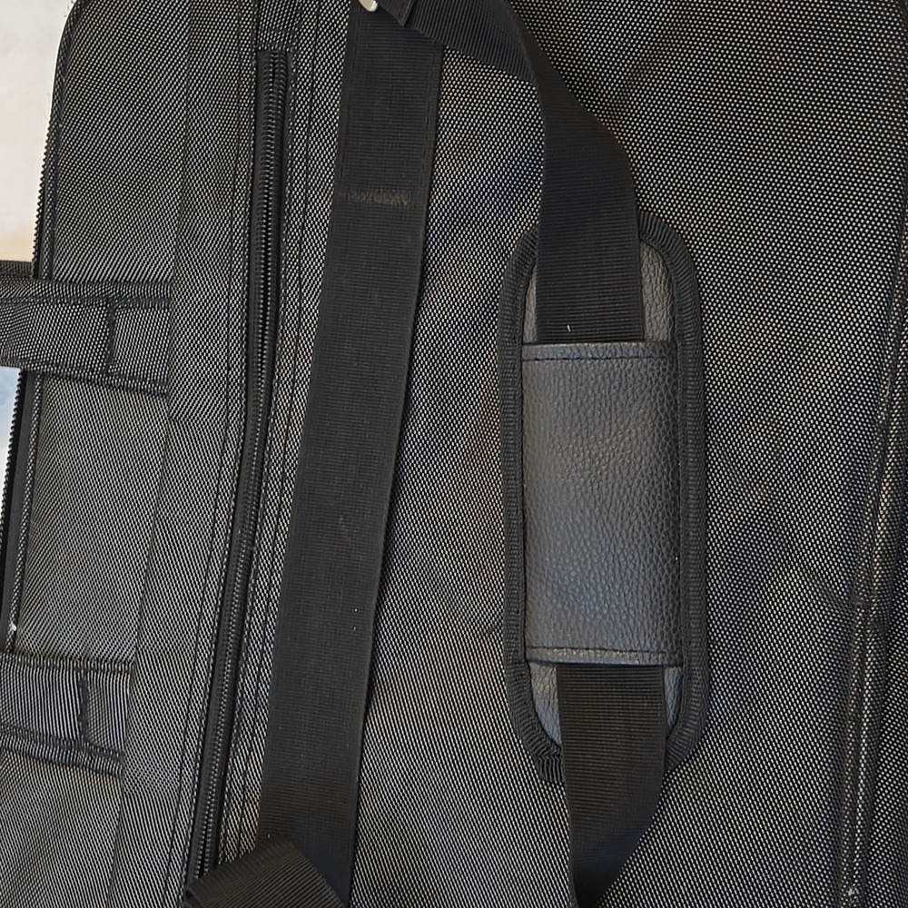 Briefcase~Unisex - Picture 8 of 13